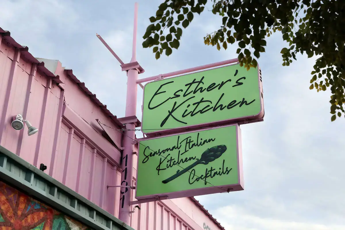 Esthers Kitchen Hey BigHead (1)